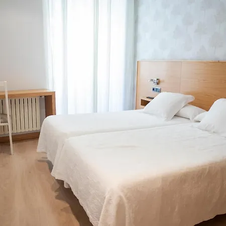 Casa ホテル 2*